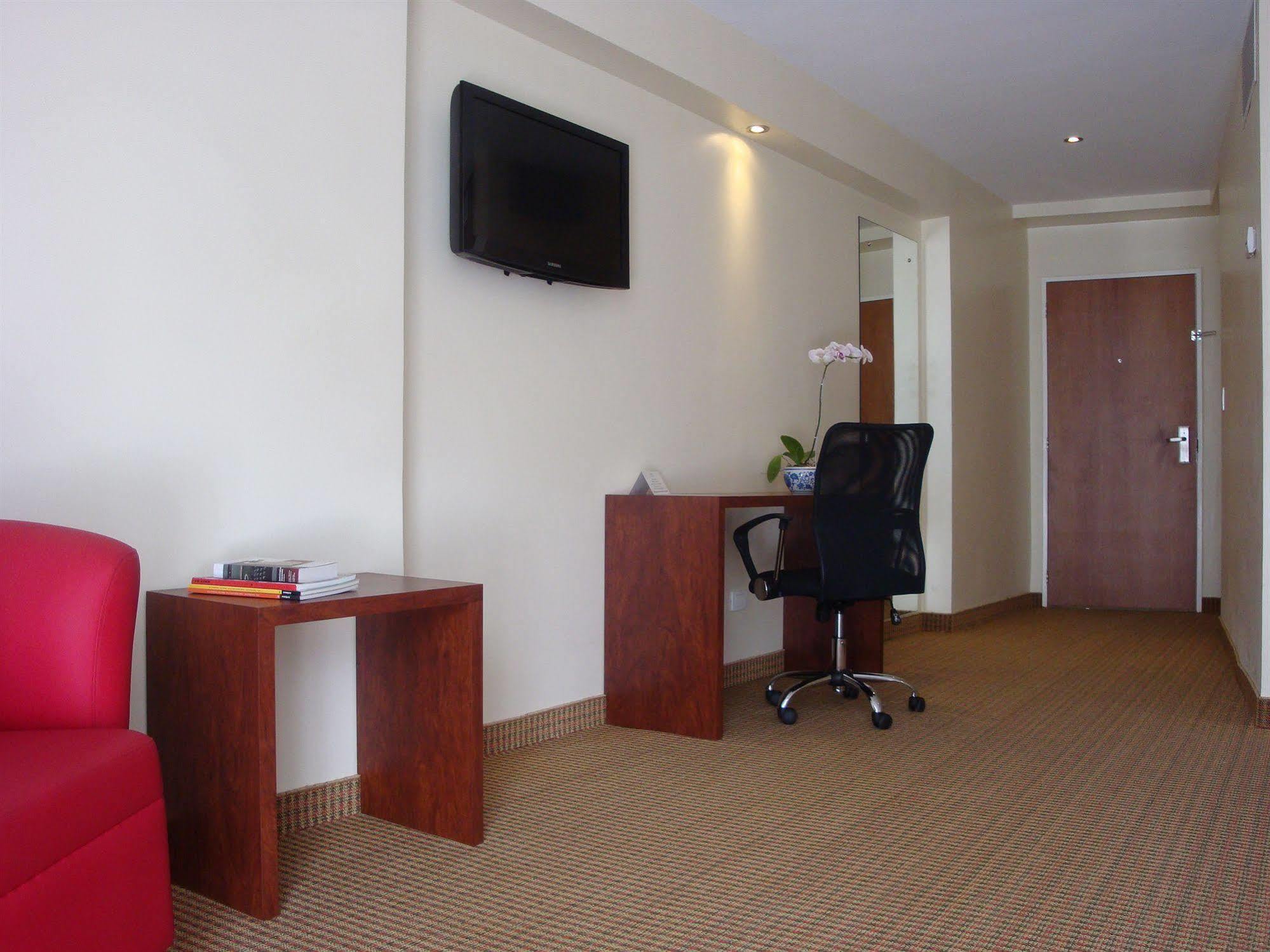 Hotel Continental Altamira Caracas Esterno foto
