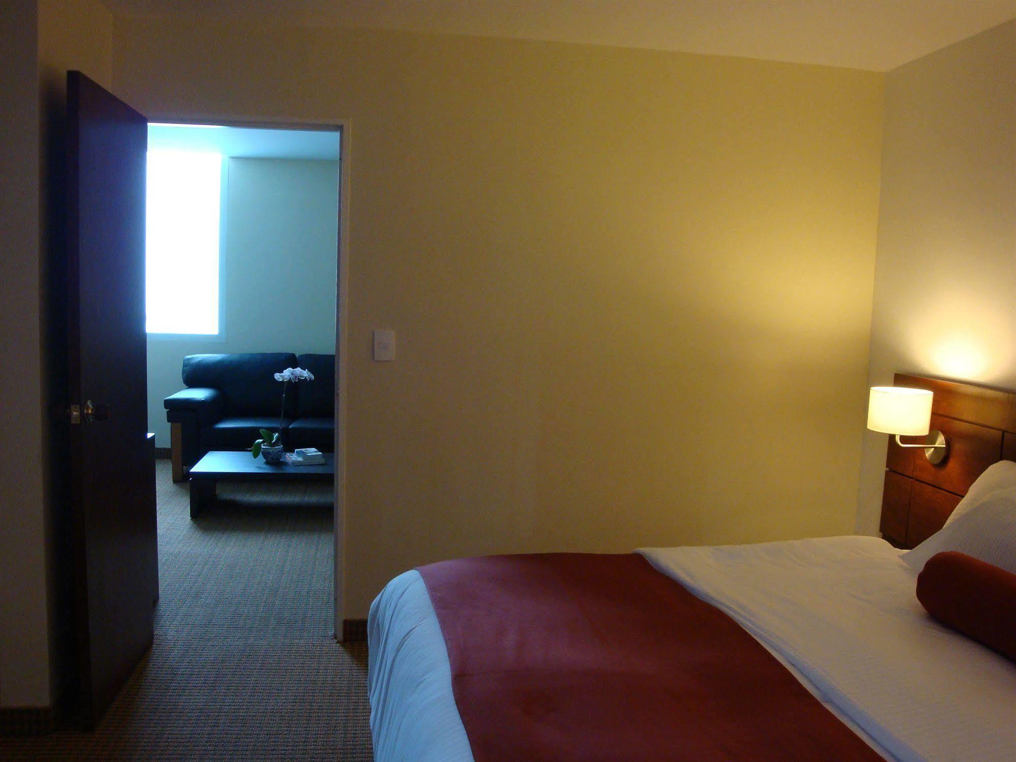 Hotel Continental Altamira Caracas Esterno foto